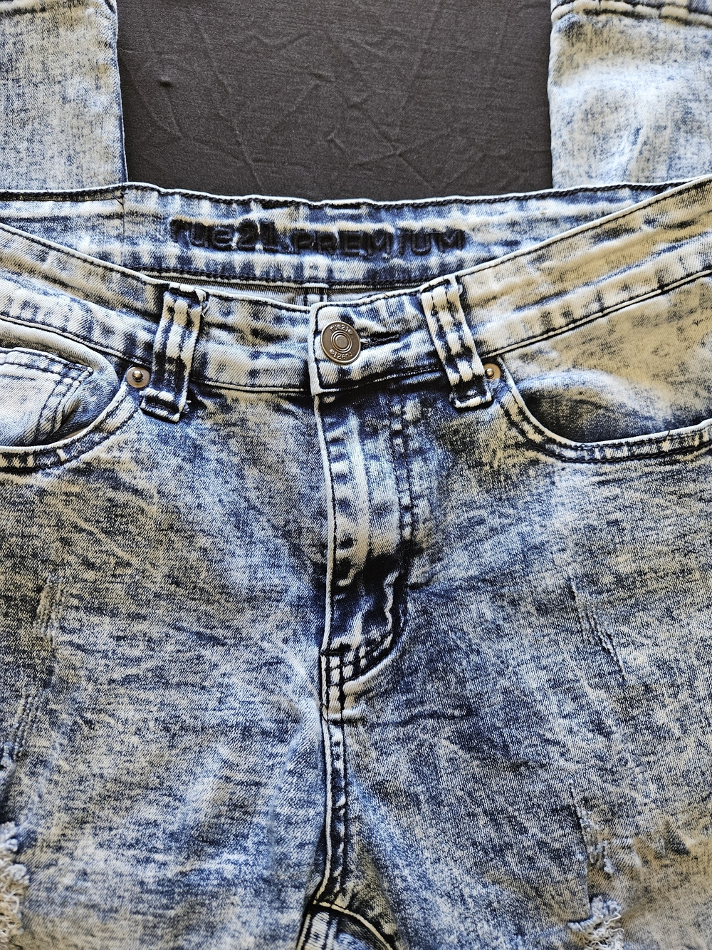 Slim Straight Light Acid Wash Blue Womens Jeans - Picture 2 of 6